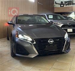 نيسان ألتيما